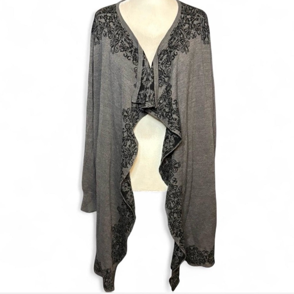 Avenue Gray and Black Women's Sweater